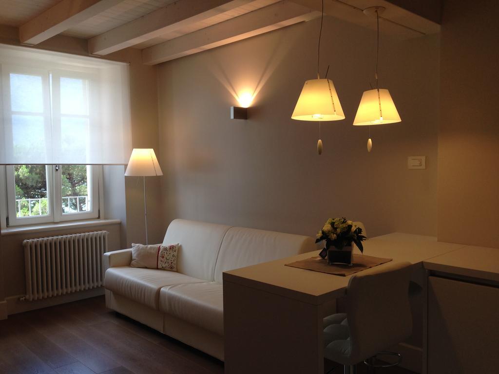 Apartmán La Casa Del Porto Lovere Exteriér fotografie